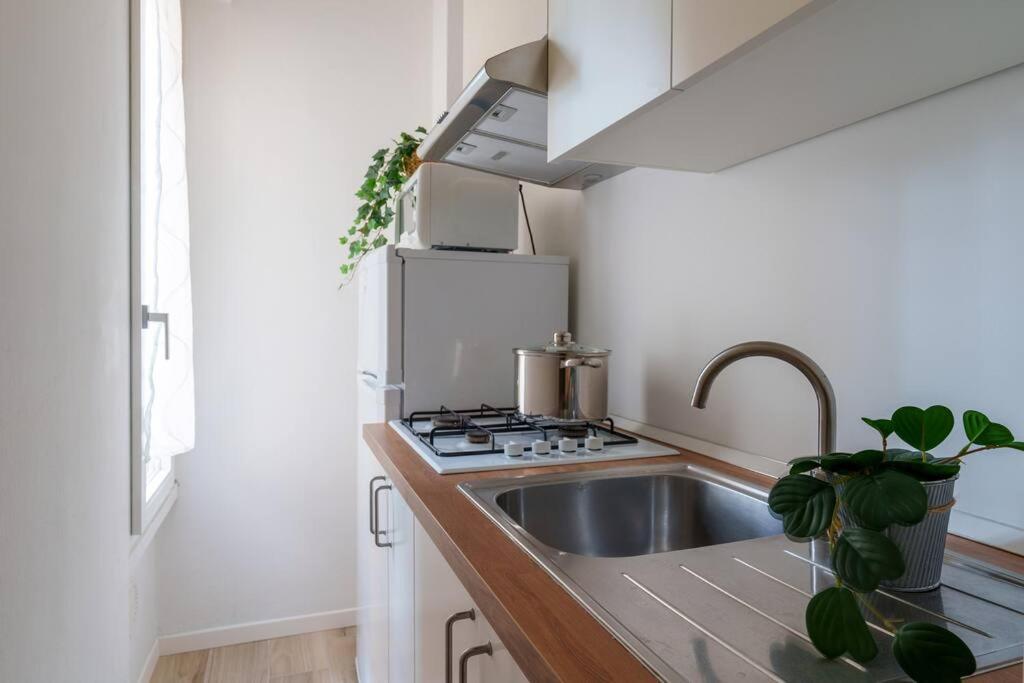 Free Parking Charme&Space Big House Wifi Netlix Milano Exteriör bild