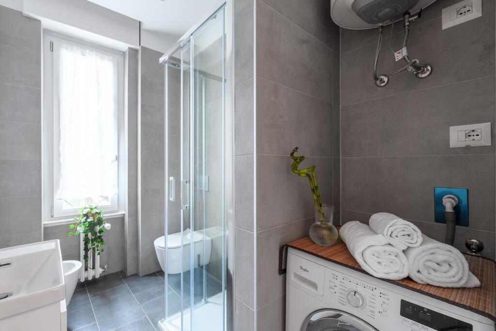 Free Parking Charme&Space Big House Wifi Netlix Milano Exteriör bild